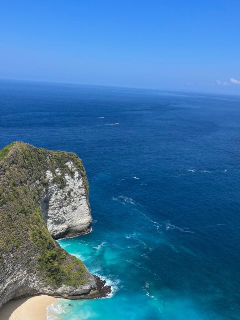 Kelingking beach
